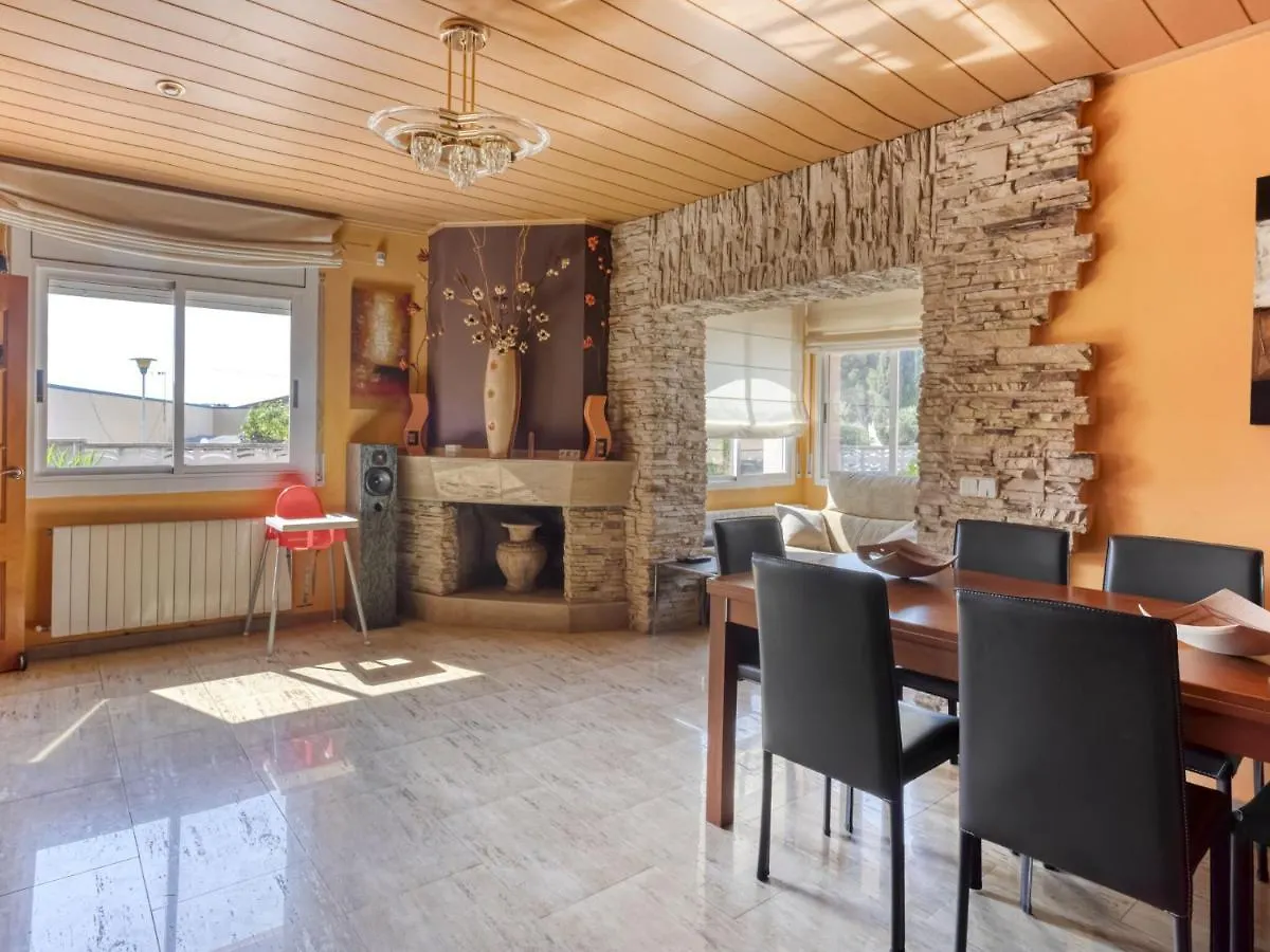 Сasa de vacaciones Belvilla By Oyo Casa Ausias El Vendrell