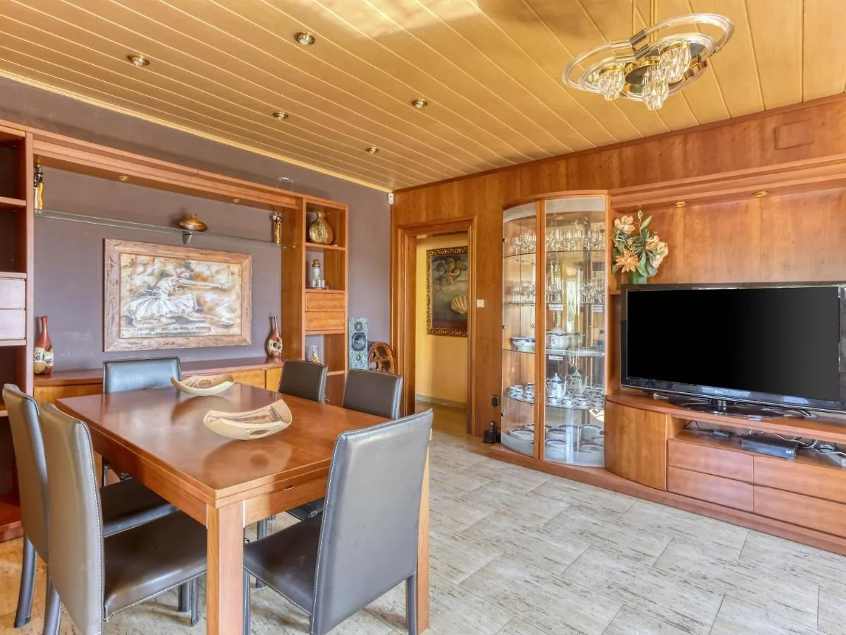 Сasa de vacaciones Belvilla By Oyo Casa Ausias El Vendrell